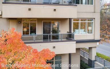 Main picture of 900 Aurora Ave N