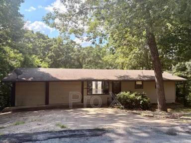Main picture of 19 Gore Ln
