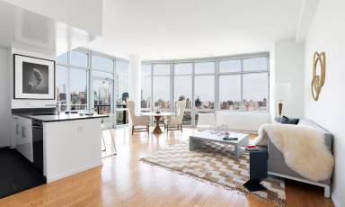 Main picture of 40 Center Boulevard Lic