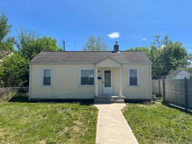 Main picture of 2892 Azelda St