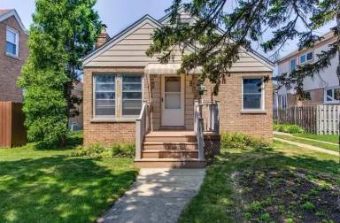 Main picture of 7418 W Clarence Ave