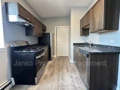 Main picture of 62 N Parkside Ave & 5645 W Washington Blvd Apartments
