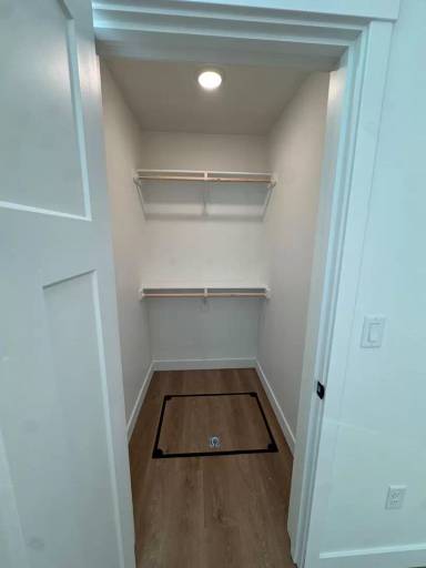 Main picture of 16840 Park Place St