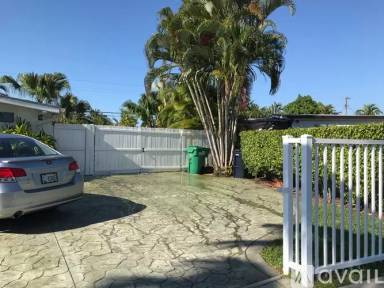 Main picture of 11430 SW 46th St