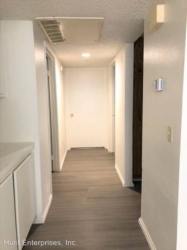 Main picture of Foothill Cape