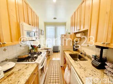 Main picture of 2339 31st Dr