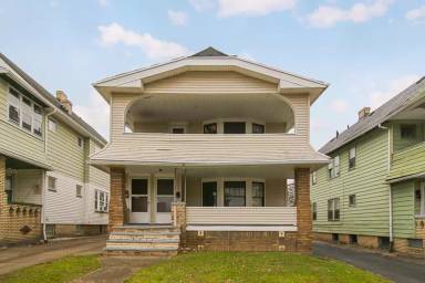 Main picture of 3624 E 153rd St