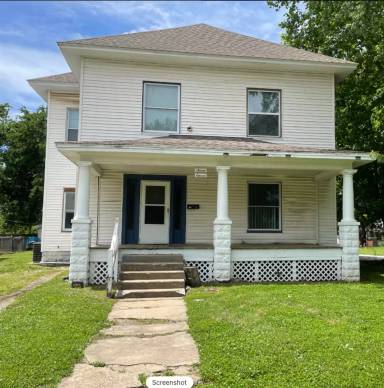 Main picture of 711 N Grand St