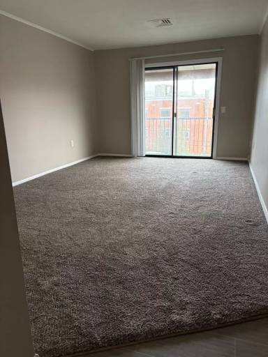 Main picture of 40 Stenton Ave