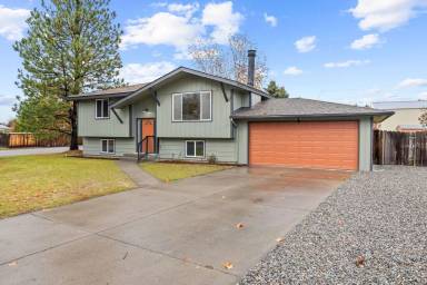 Main picture of 12605 E Skyview Ave