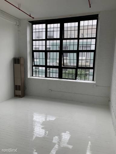 Main picture of 345 Eldert St
