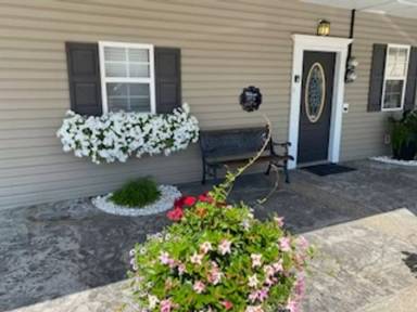 Main picture of 119 N Jefferson St