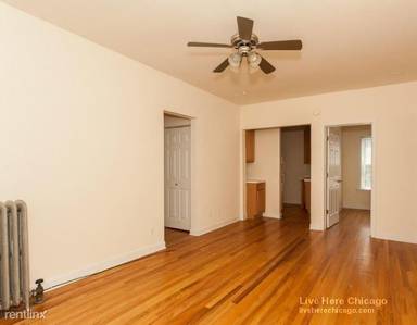 Main picture of 3910-28 N Pine Grove Ave