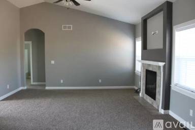 Main picture of 1100 Pats Dr
