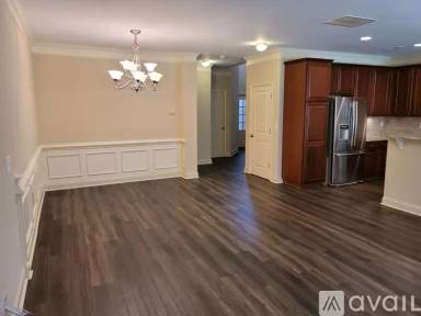 Main picture of 5881 Norfolk Chase Rd