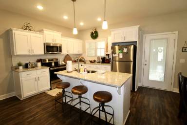 Main picture of 81 Stockyard Rd