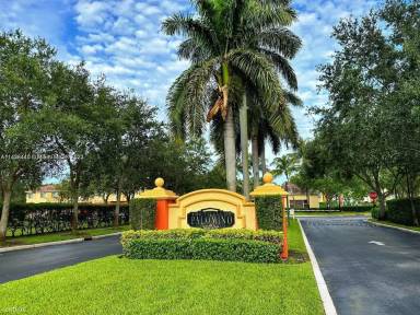 Main picture of 3310 Palomino Dr