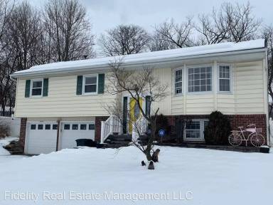 Main picture of 16 Spring Rock Rd