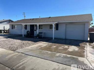 Main picture of 945 E 26th Pl