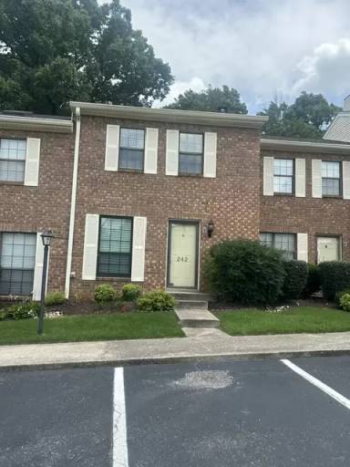 Main picture of 242 Thistle Ln