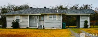 Main picture of 930 7th Pl