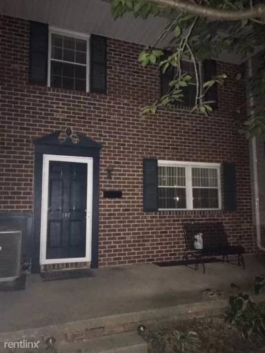 Main picture of 107 Shetland Cir