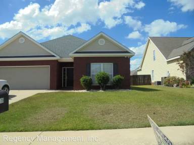 Main picture of 102 Hallhill Ct