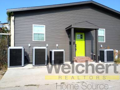 Main picture of 213 N Pruett St