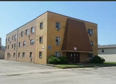Main picture of 7631 W 63rd Pl