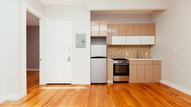 Main picture of 154 Woodward Ave