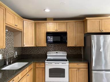 Main picture of 619 E Olive Ave