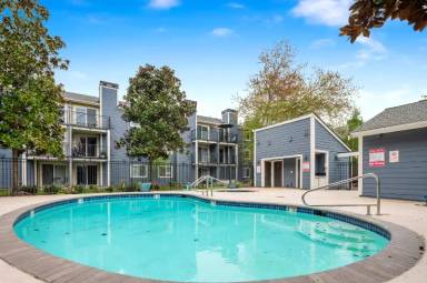 Main picture of 12511 SE 41st Pl