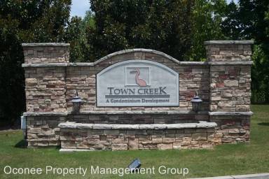 Main picture of 3324 Town Creek Cir