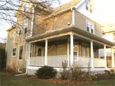 Main picture of 2302 Center Ave