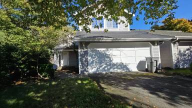 Main picture of 9110 182nd Ave NE