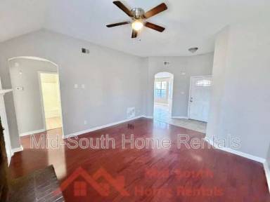 Main picture of 5827 Hickory Nutt Ln