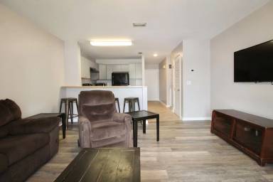 Main picture of Hunters Ridge Condominiums
