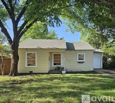 Main picture of 4021 Lovell Ave