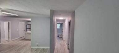 Main picture of 2721 N Kellett Ave