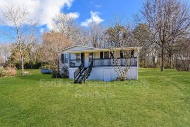 Main picture of 4400 Voss Ave