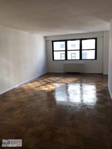 Main picture of 400 E 89th St Apartments