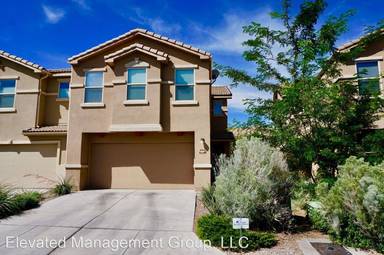 Main picture of 10840 Arguello Trl NE