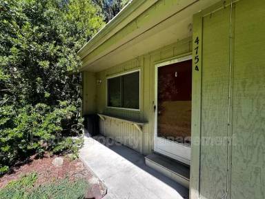 Main picture of 475 Cedar Lake Rd