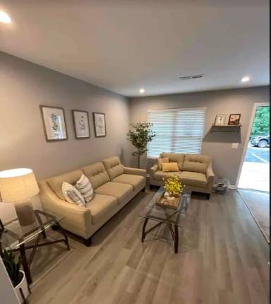 Main picture of 507 Stinson Dr