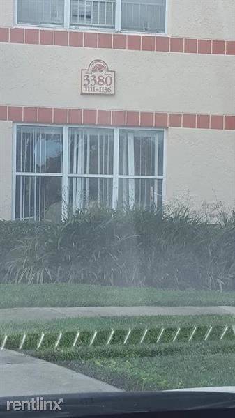 Main picture of 3380 Pinewalk Dr N