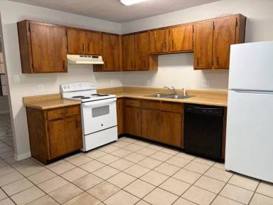 Main picture of 220 Atkinson Dr