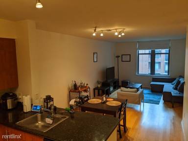 Main picture of Clarendon 1021