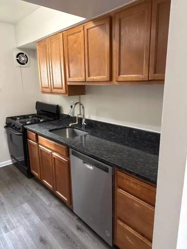 Main picture of 2110 N Culpeper St