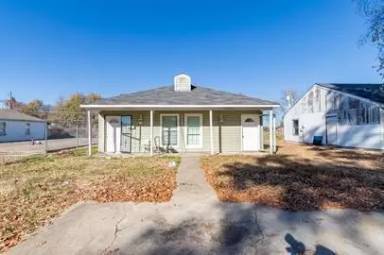 Main picture of 318 Gannt St