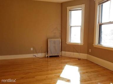 Main picture of 85 College Ave